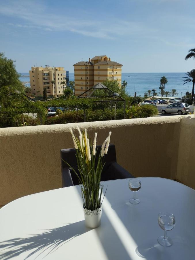 Estudio Terraza Vista Mar Parking Gratuito Piscinas Benalmadena Bagian luar foto