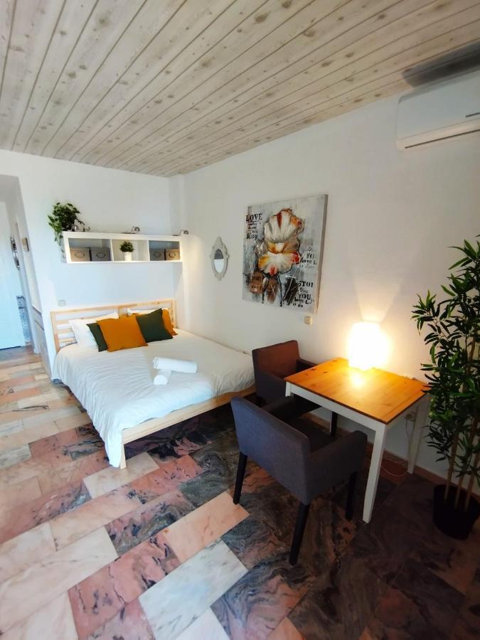 Estudio Terraza Vista Mar Parking Gratuito Piscinas Benalmadena Bagian luar foto