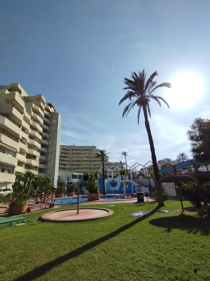 Estudio Terraza Vista Mar Parking Gratuito Piscinas Benalmadena Bagian luar foto
